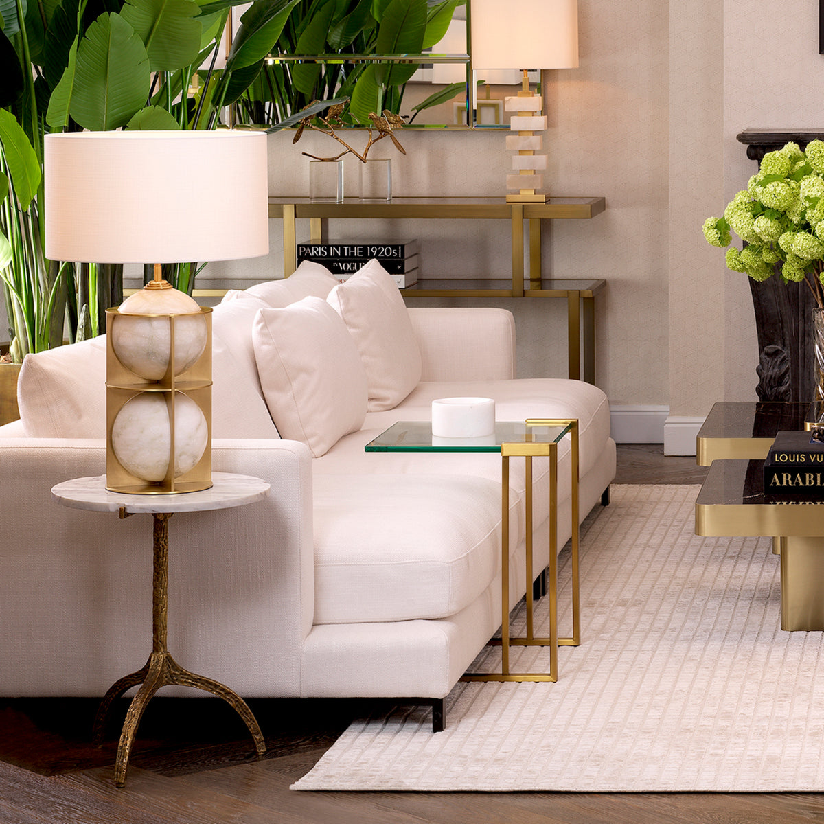 White Marble Side Table Cortina | Eichholtz Miami