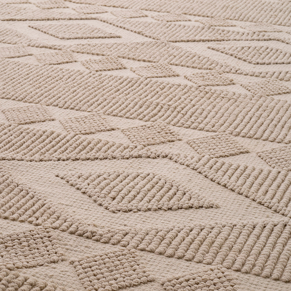 Outdoor Carpet 10' x 13' Romari | Eichholtz Miami