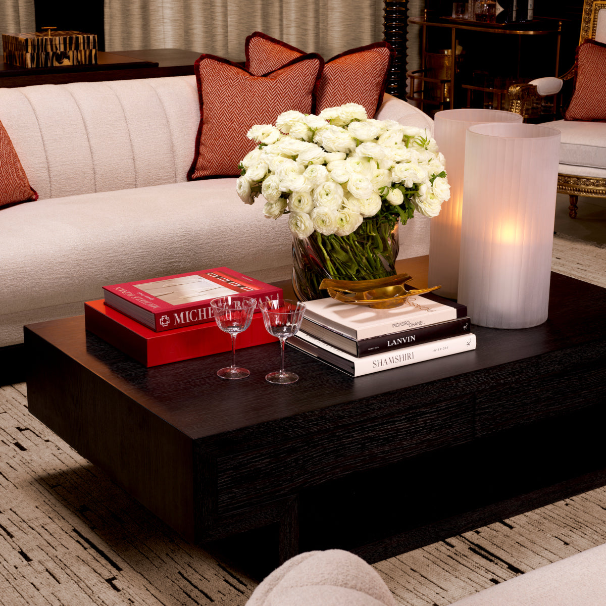 Wooden 2-Drawer Coffee Table Rialto | Eichholtz Miami