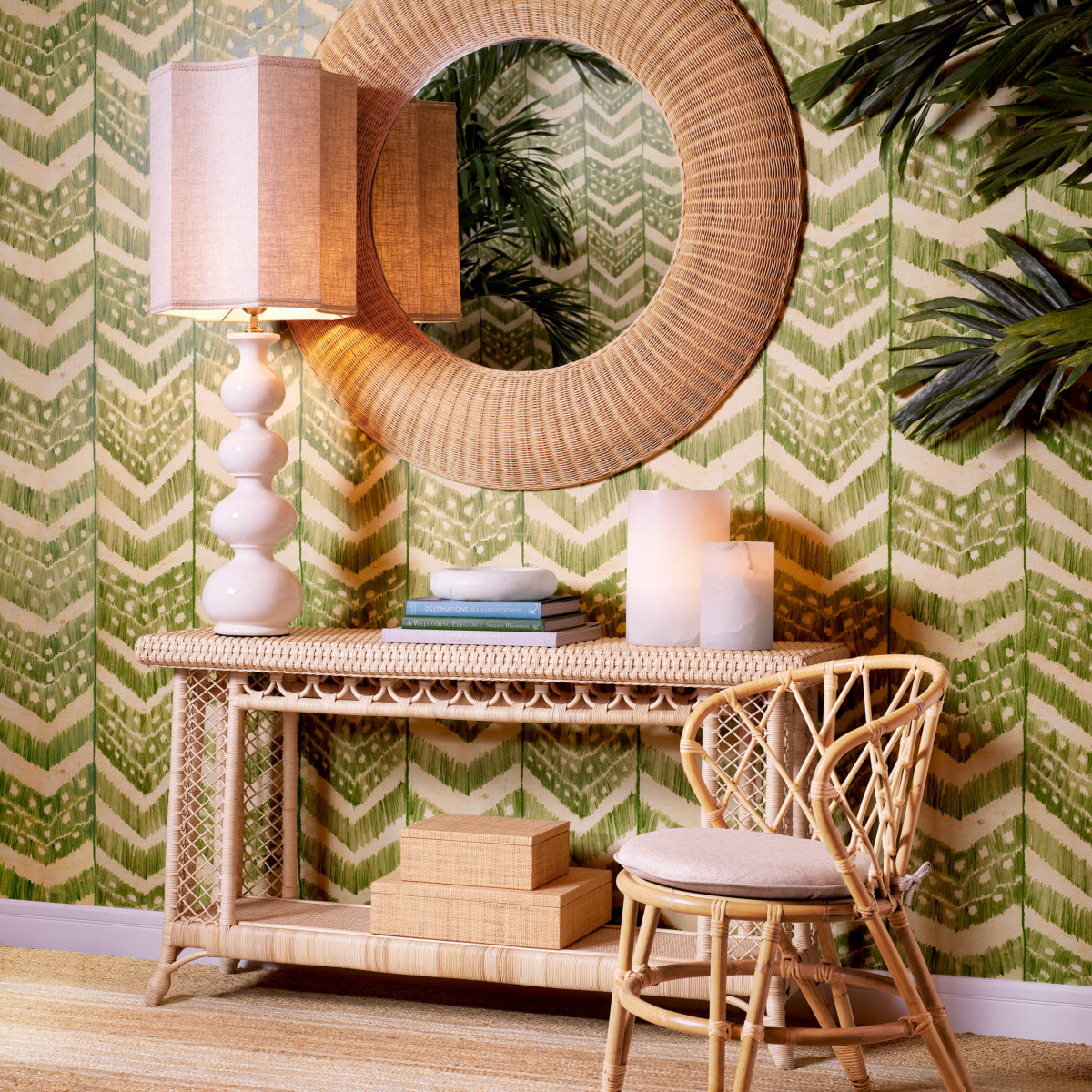 Round Handwoven Rattan Mirror Idora | Eichholtz Miami