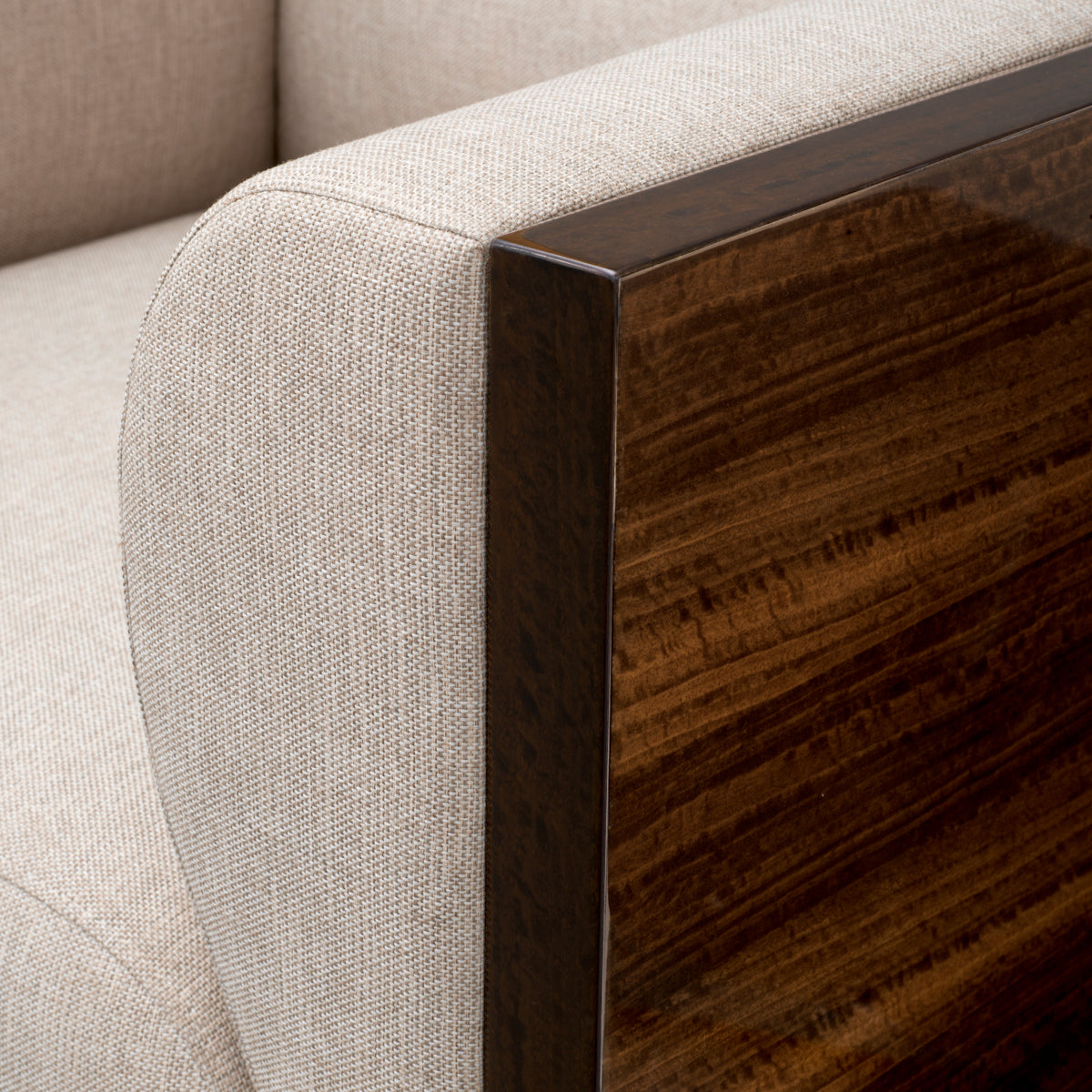 Eucalyptus Veneer Swivel Chair Sebastian | Eichholtz Miami