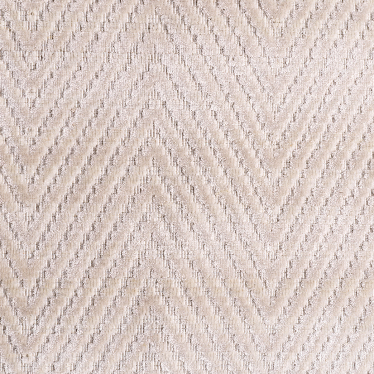 Off-White Carpet 7' x 10' Herringbone | Eichholtz Miami