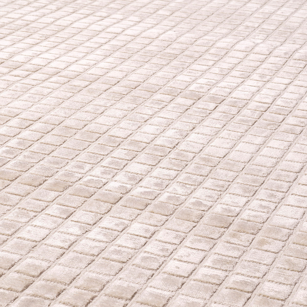 Hand Woven Carpet Crown | Eichholtz Miami