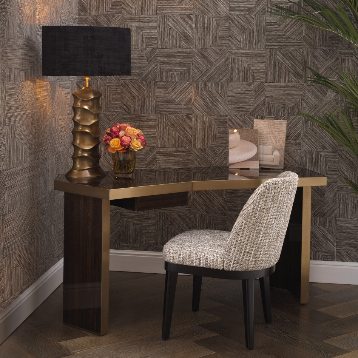 Free-Form Wooden Desk Xenon | Eichholtz Miami