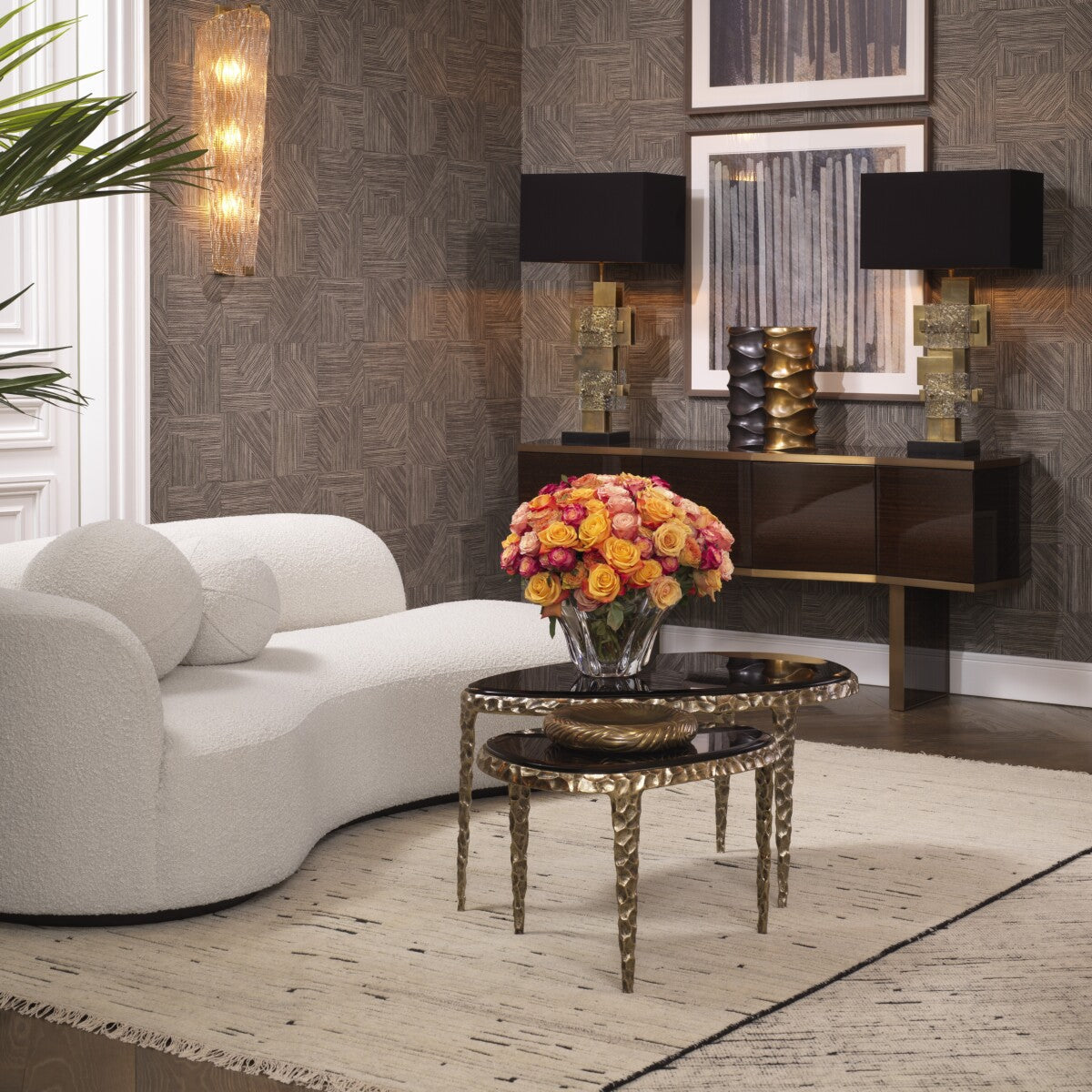 High-Gloss Wooden Dresser Xenon | Eichholtz Miami