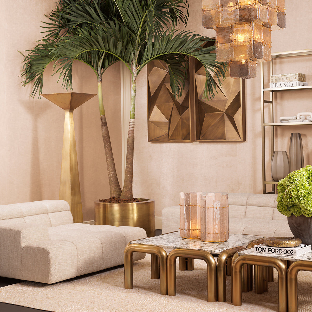 Vintage Brass Floor Lamp Augustus | Eichholtz Miami