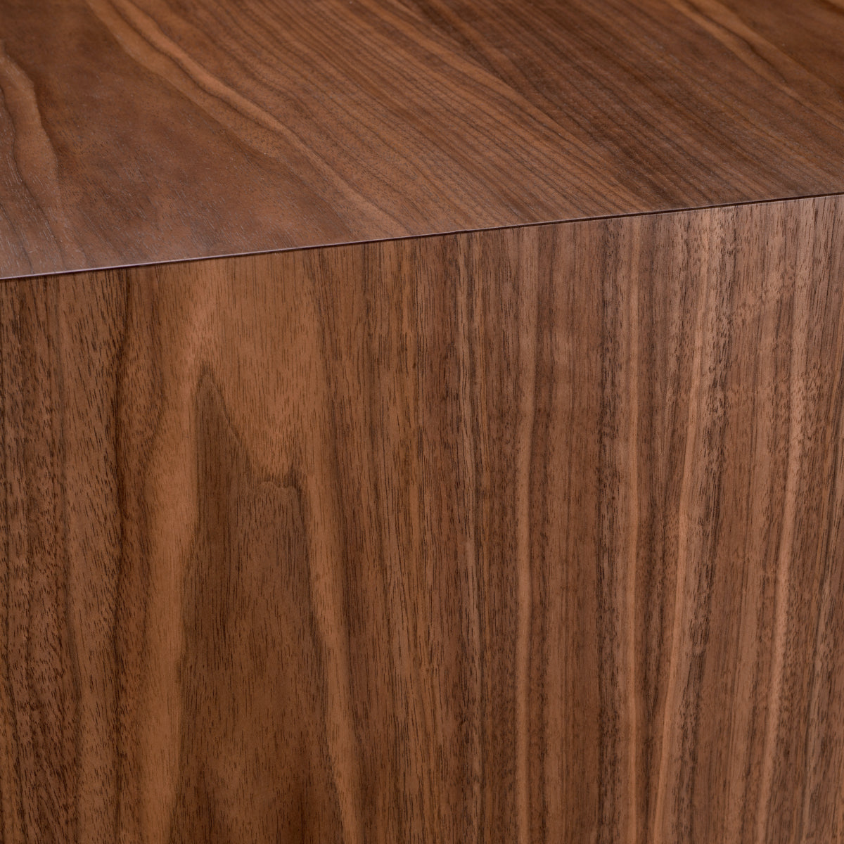Walnut Veneer 4-Door Dresser Charford | Eichholtz Miami