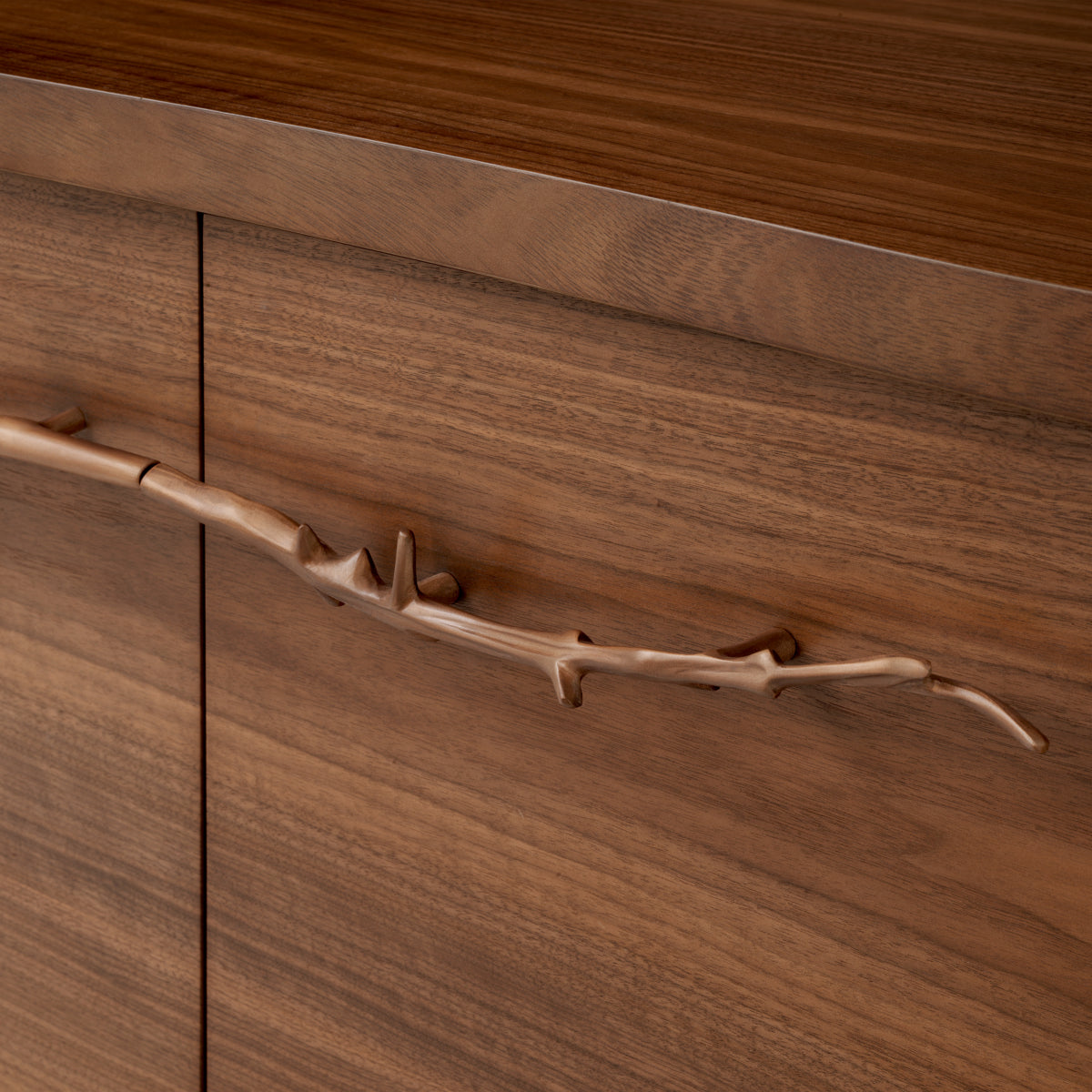 Walnut Veneer Cabinet Charford | Eichholtz Miami