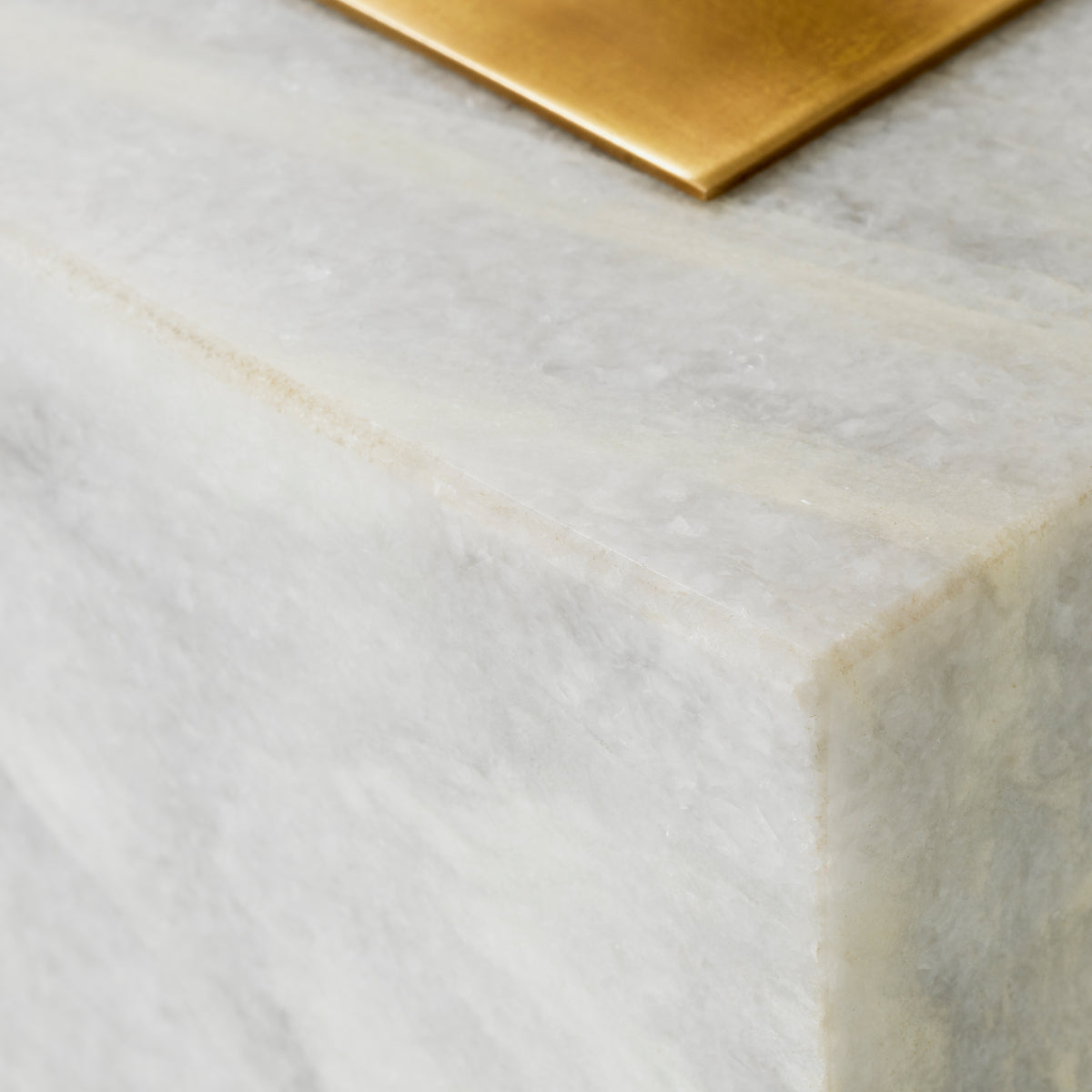 White Marble Table Mirror Jovanni | Eichholtz Miami