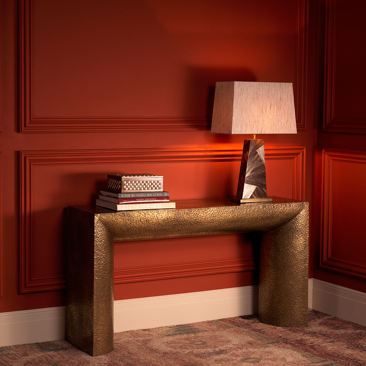 Gold Hammered Console Table Drayton | Eichholtz Miami