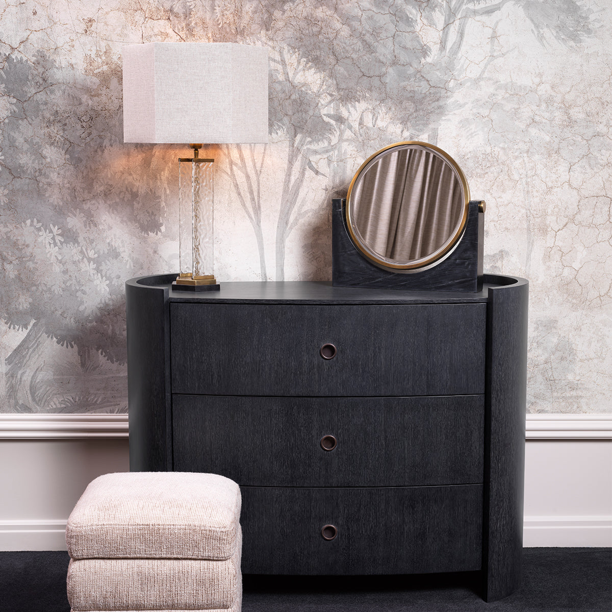 Oak Drawer Dresser Splendora | Eichholtz Miami