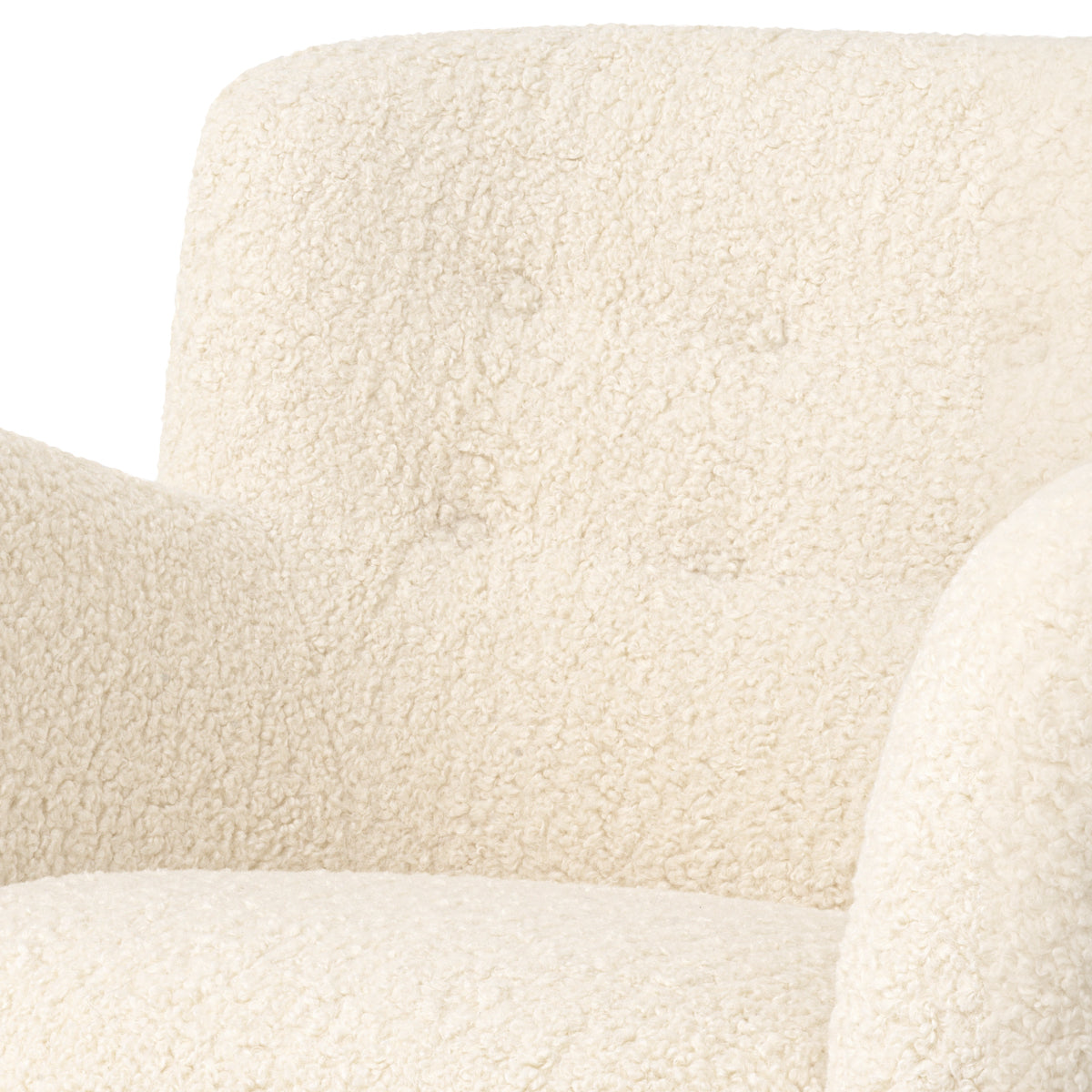 Button Back Accent Chair Bixby | Eichholtz Miami