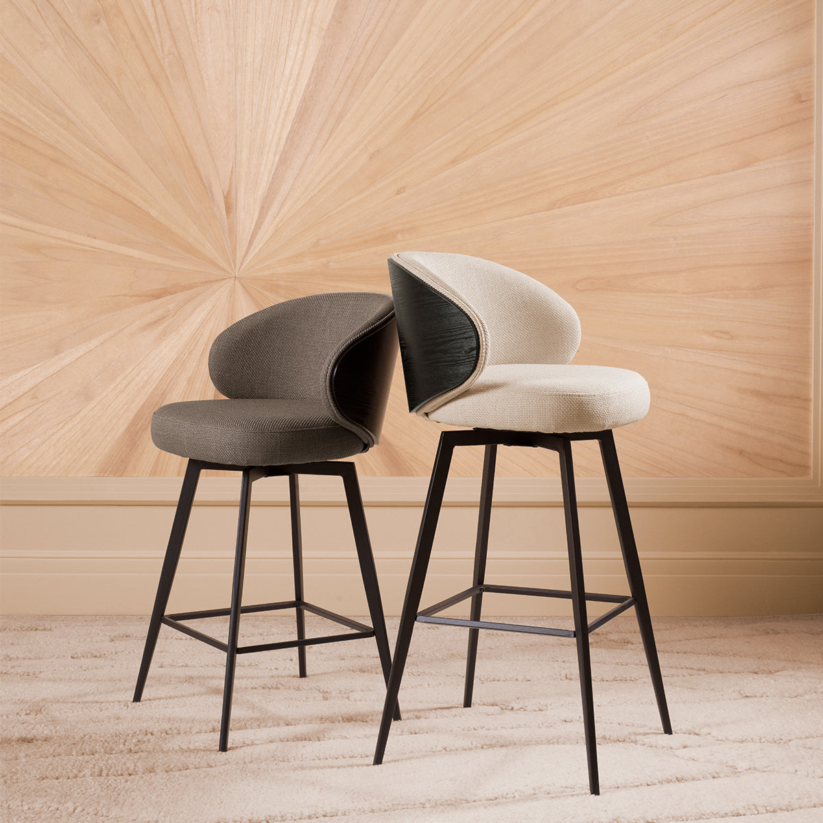 Metal Frame Bar Stool Camerota | Eichholtz Miami