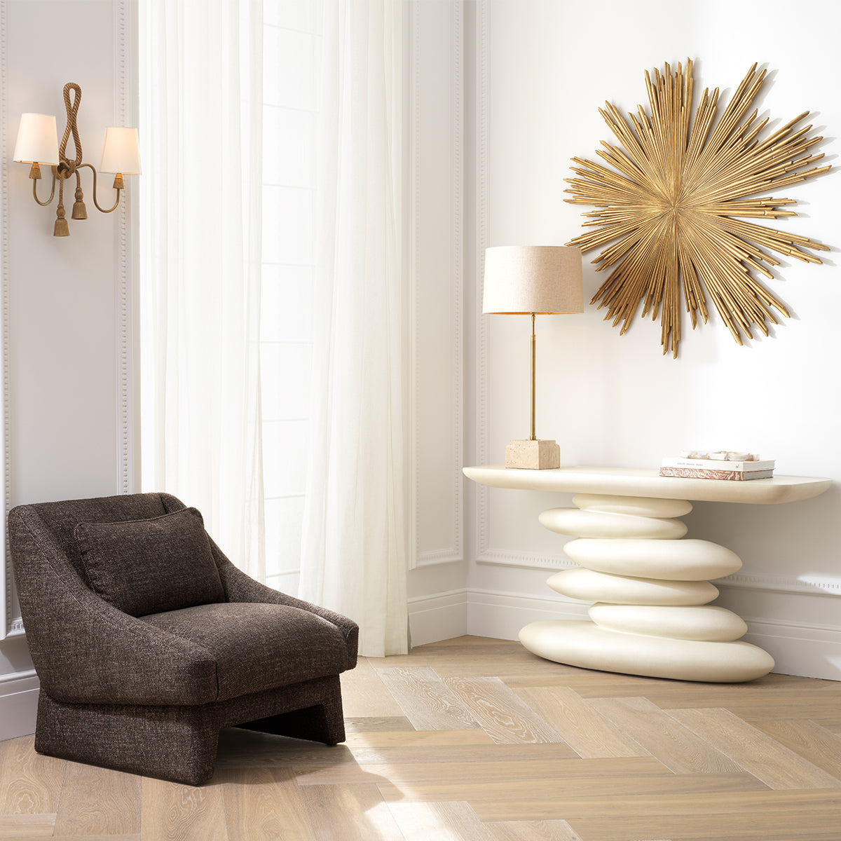 Brown Upholstered Chair Valore | Eichholtz Miami