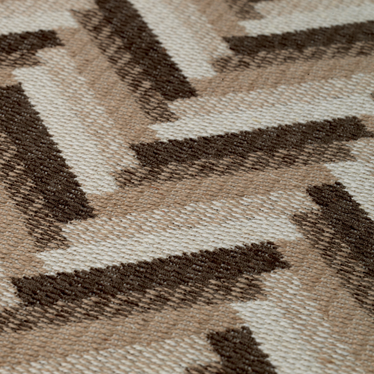 Chevron Brown Bench Del Vale | Eichholtz Miami